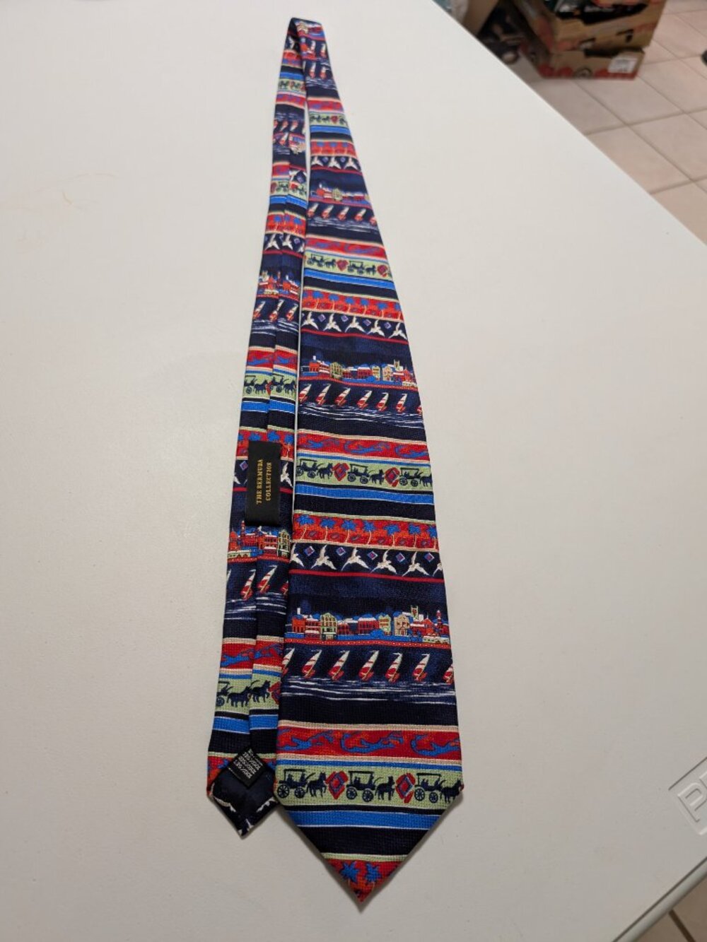 Mens Vintage  SILK TIE "THE ENGLISH SPORT SHOP" BERMUDA  Made in ITALY